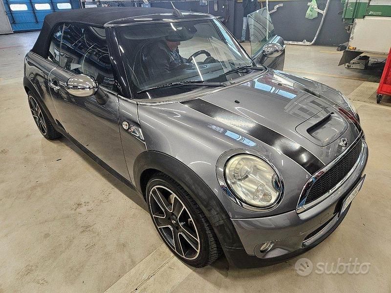 Usata Mini Cooper S Cabriolet 184 CV (135 kW) 2010 Grigio Cabrio