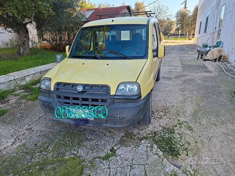 Usata Fiat Doblò 65 CV (47 kW) 2001 Giallo Monovolume
