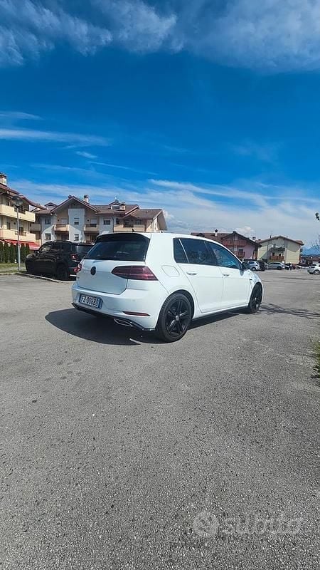 Usata VW Golf VII R-line 2020 Berlina