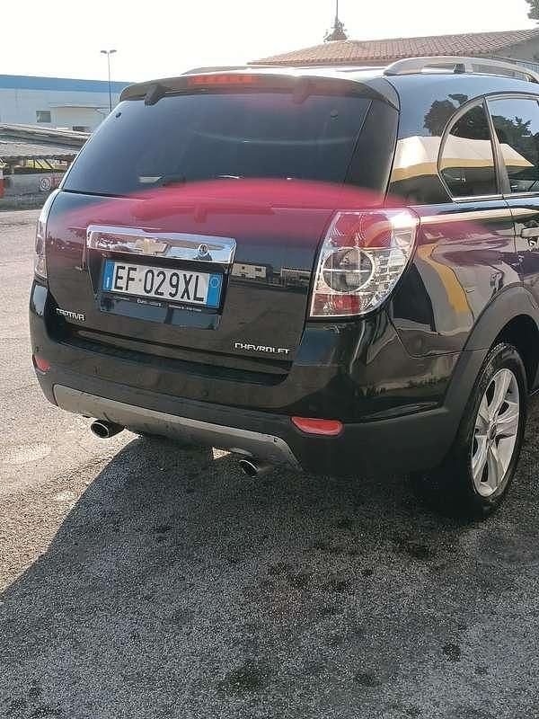 Usata Chevrolet Captiva LTZ 150 CV (110 kW) 2010 Nero SUV