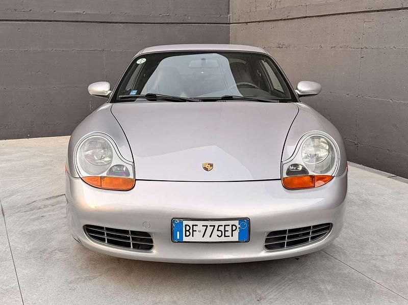 Usata Porsche 911 Carrera 300 CV (220 kW) 1998 Argento Coupé
