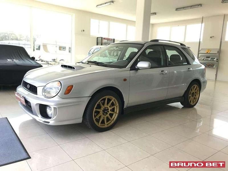 Usata Subaru Impreza 224 CV (164 kW) 2002 Argento Berlina