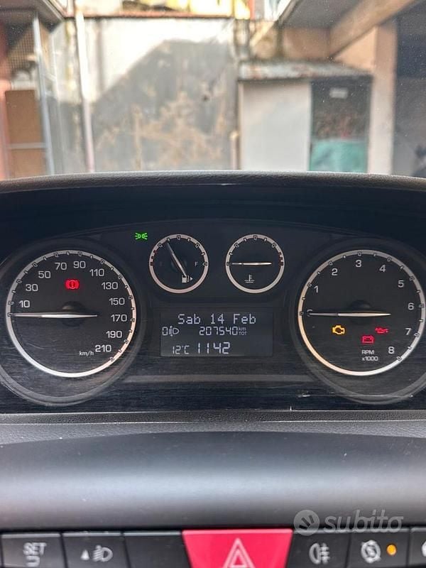 Usata Lancia Ypsilon 2012 Grigio Utilitaria