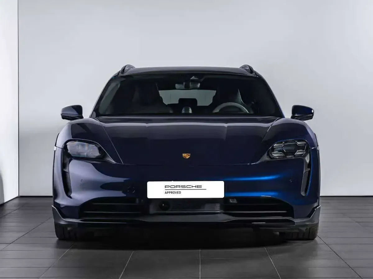 Usata Porsche Taycan 4 Cross Turismo Cross Turismo 350 kW (476 CV) 2023 Genziana Station wagon