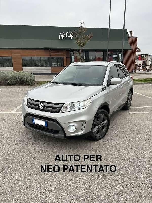 Usata Suzuki Vitara Cool 120 CV (88 kW) 2015 Argento SUV