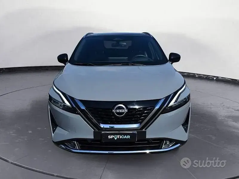 Usata Nissan Qashqai Tekna 190 CV (139 kW) 2023 Grigio SUV