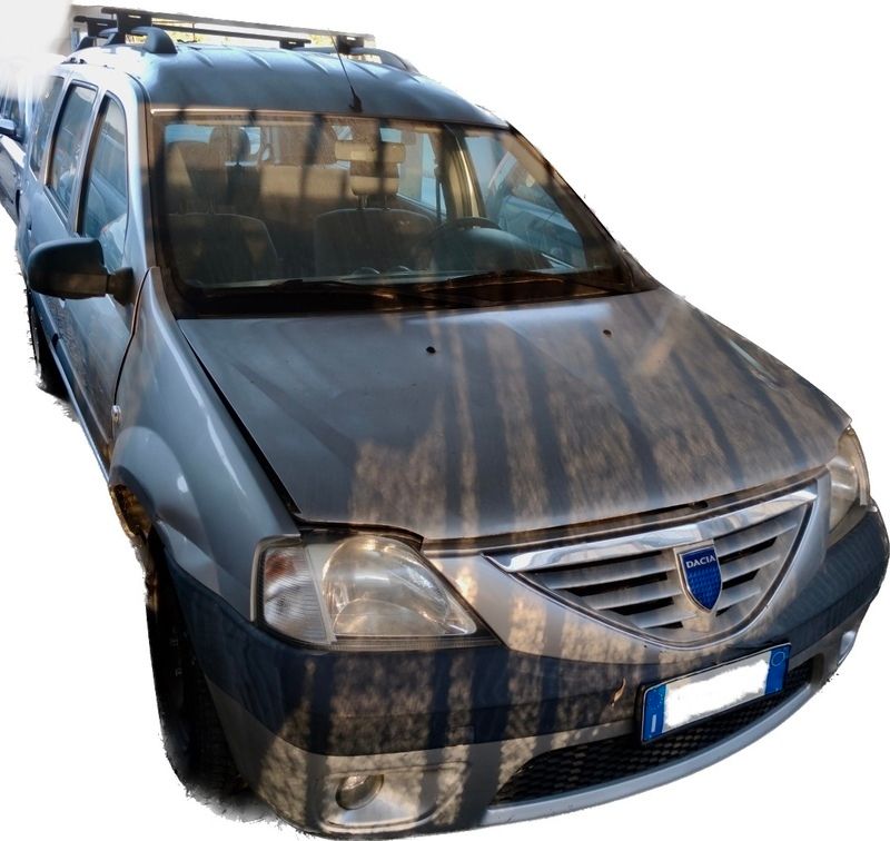 Grigio Usata 2000 Dacia Logan Tre volumi | 2900 € - Immagine 1/4