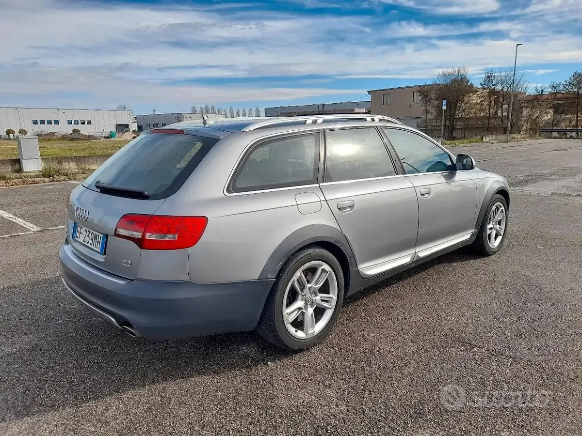 Usata Audi A6 239 CV (175 kW) 2011 Grigio Station wagon