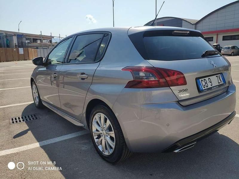 Usata Peugeot 308 Style 110 CV (80 kW) 2020 Argento Berlina