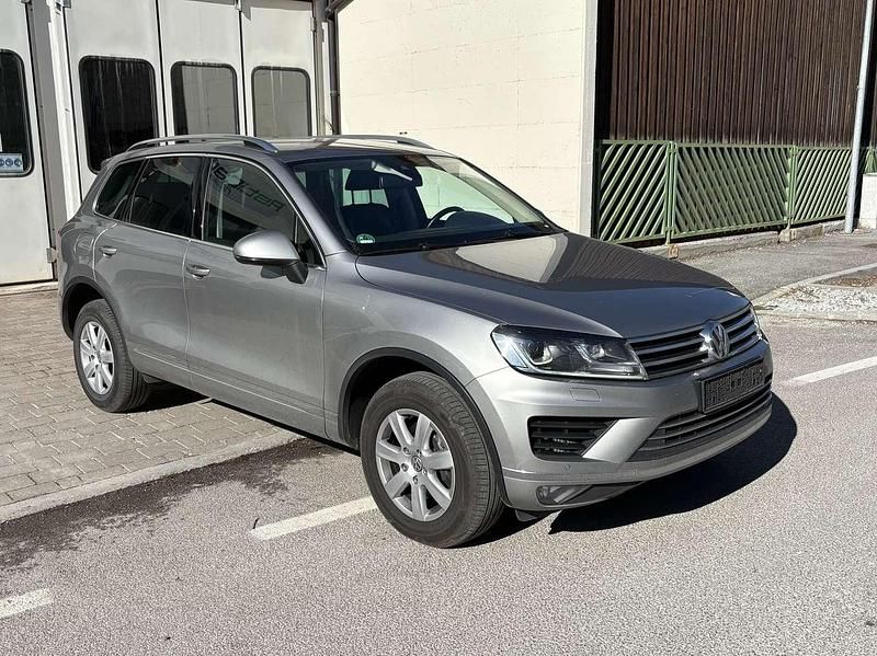 Usata VW Touareg 262 CV (192 kW) 2016 Tungsten silver metallic SUV