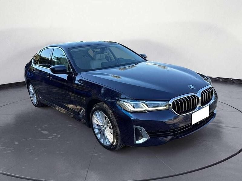Usata BMW 540 Luxury Line 340 CV (250 kW) 2021 Tanzanite blue metallizato Berlina