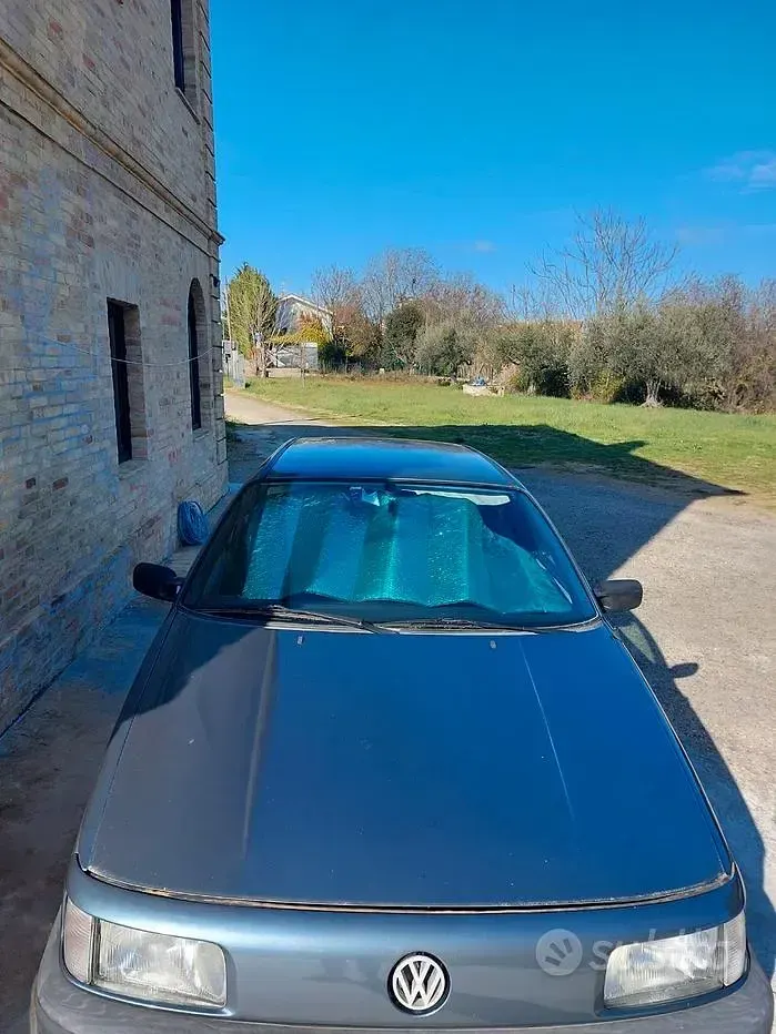 Usata VW Passat 90 CV (66 kW) 1993 Berlina