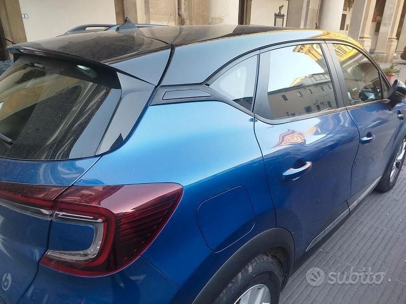 Usata Renault Captur 116 CV (85 kW) 2020 Blu SUV