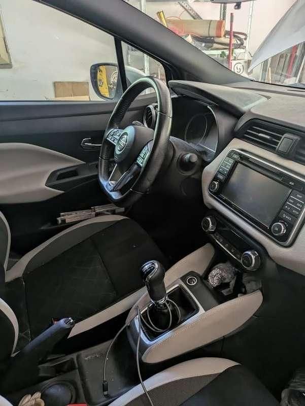 Usata Nissan Micra Acenta 90 CV (66 kW) 2017 Grigio Utilitaria