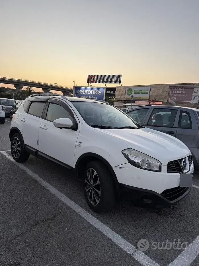 Usata Nissan Qashqai 110 CV (80 kW) 2012 Bianco SUV