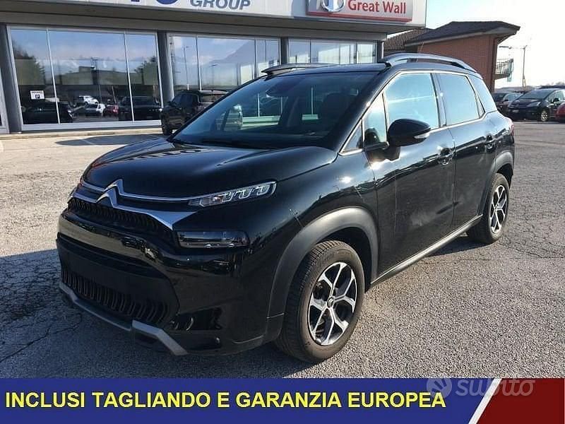 Usado Citroën C3 Aircross PureTech 110 HP (80 kW) 2023 Preto SUV