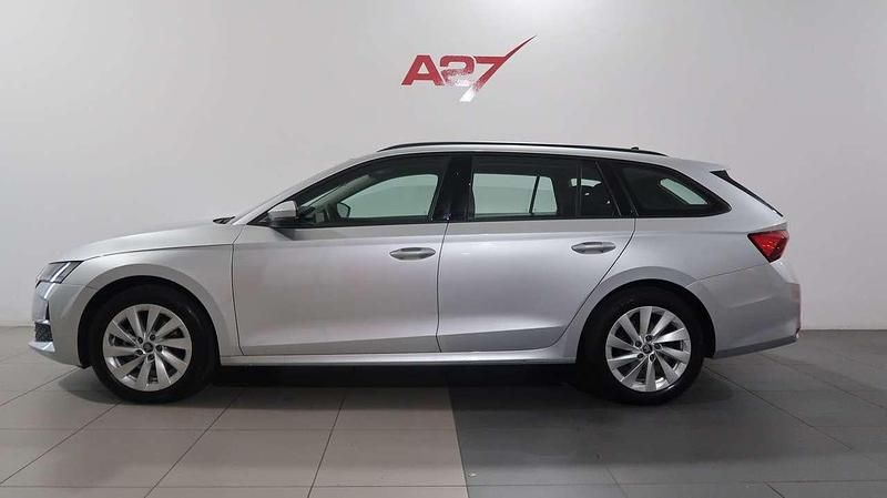 Usata Skoda Octavia Selection 150 CV (110 kW) 2024 Argento Station wagon