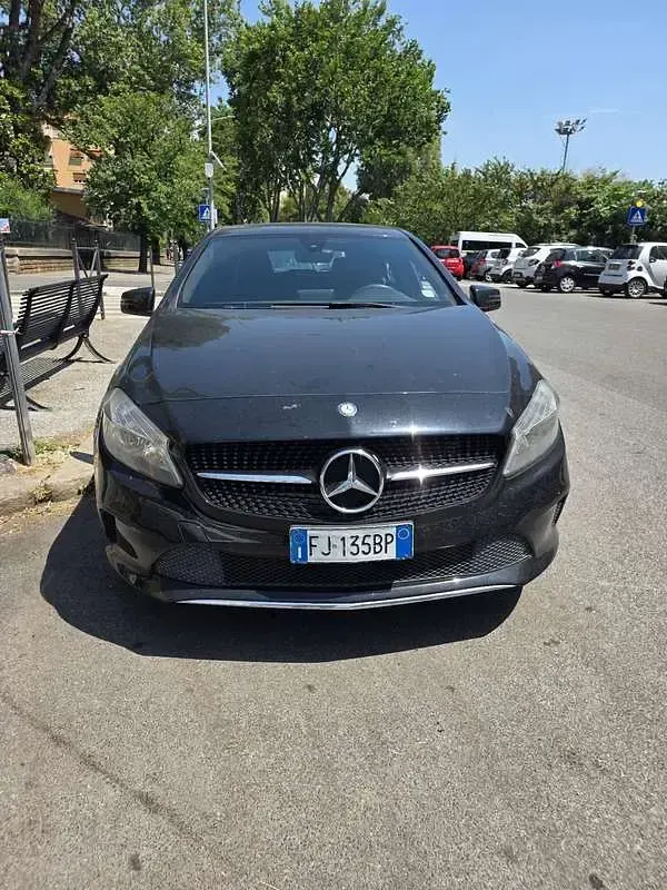 Usata Mercedes A160 90 CV (66 kW) 2017 Berlina