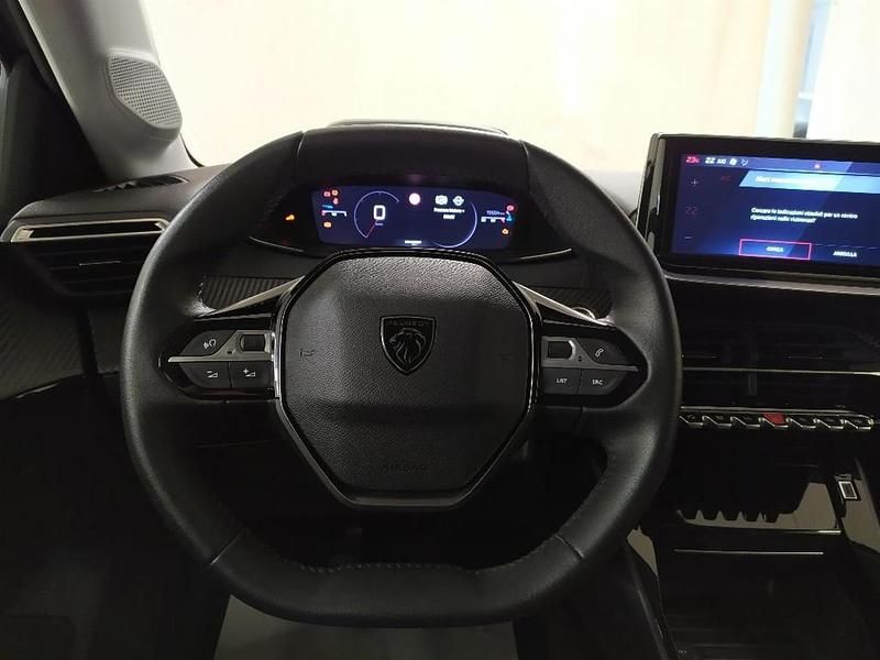 Usata Peugeot 208 Allure 101 CV (74 kW) 2024 Grigio Utilitaria