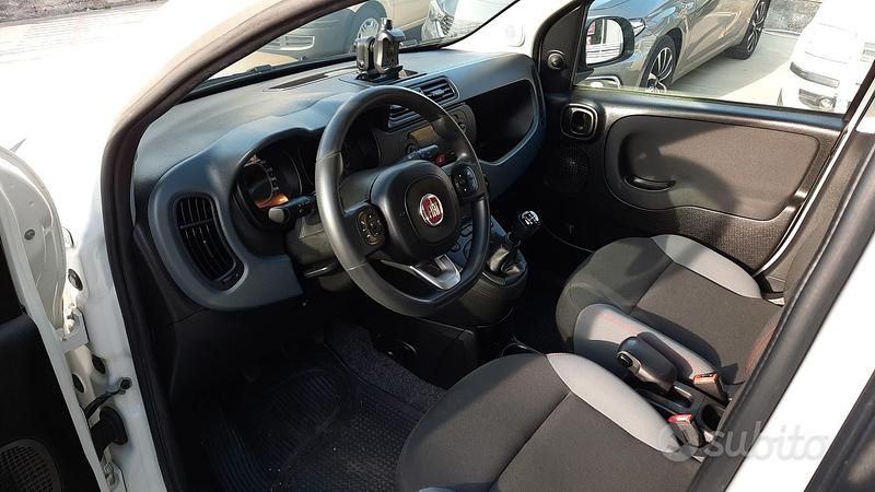 Usata Fiat Panda Easy 95 CV (69 kW) 2017 Bianco Berlina