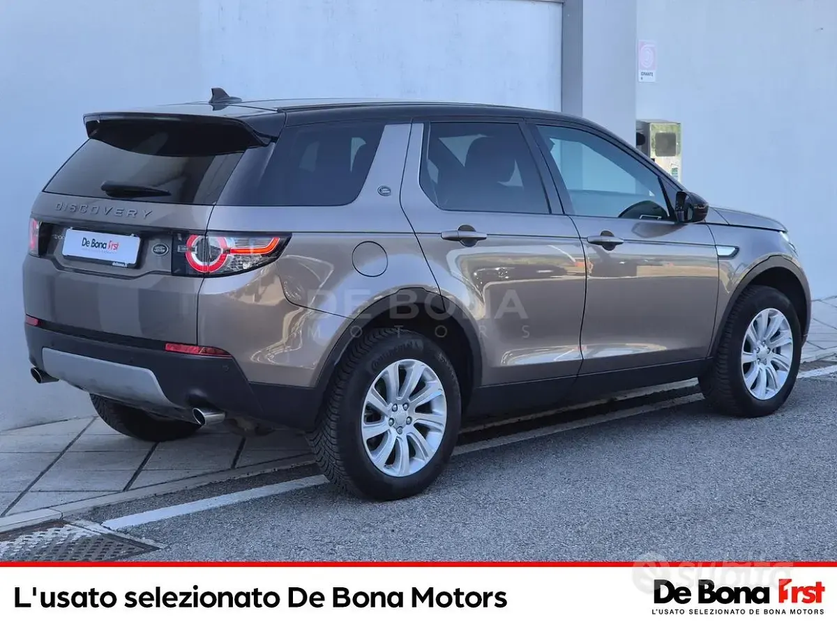 Usata Land Rover Discovery Sport HSE Luxury 150 CV (110 kW) 2016 Marrone SUV