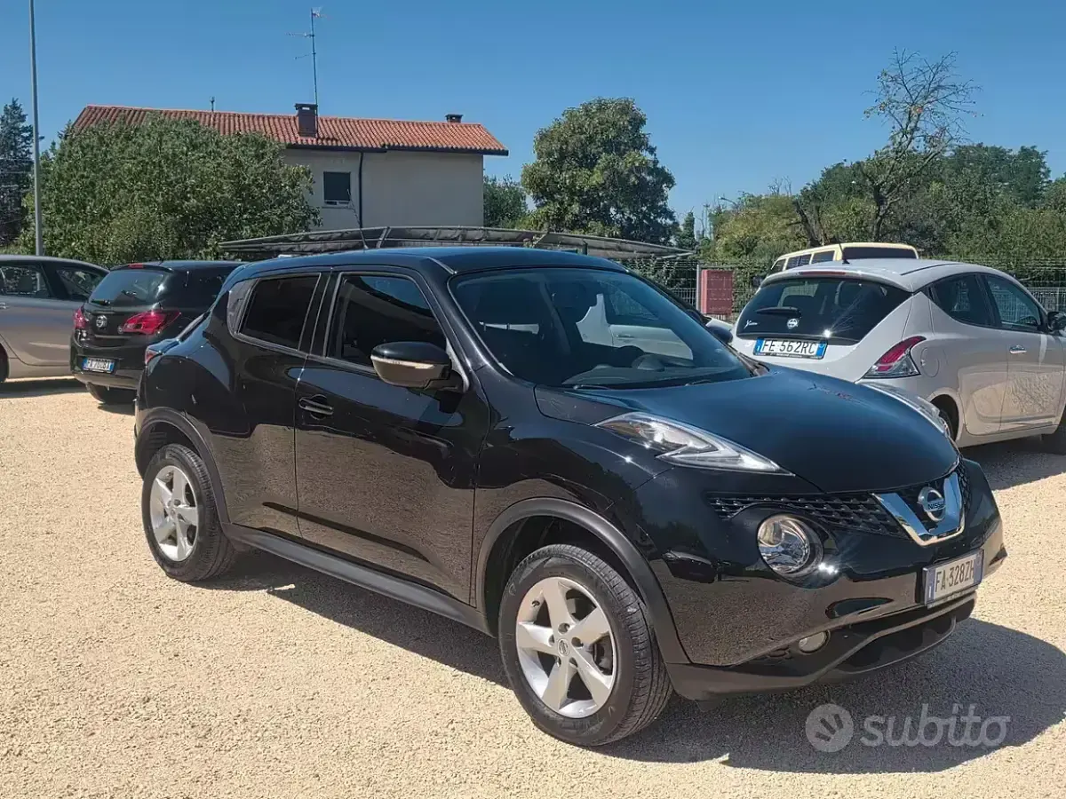 Usata Nissan Juke 110 CV (80 kW) 2015 Nero SUV