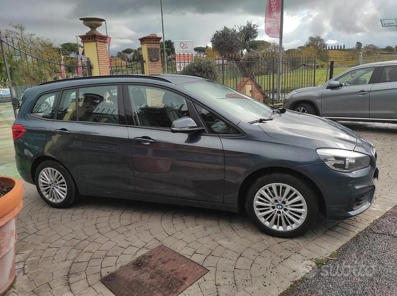 Usata BMW 218 150 CV (110 kW) 2016 Nero Station wagon