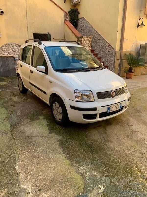 Bianco Usata 2005 Fiat Panda Due volumi | 2000 € (Super prezzo) - Immagine 1/4