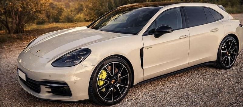 Usata Porsche Panamera S E-Hybrid Sport Turismo 330 CV (242 kW) 2019 Grigio Berlina