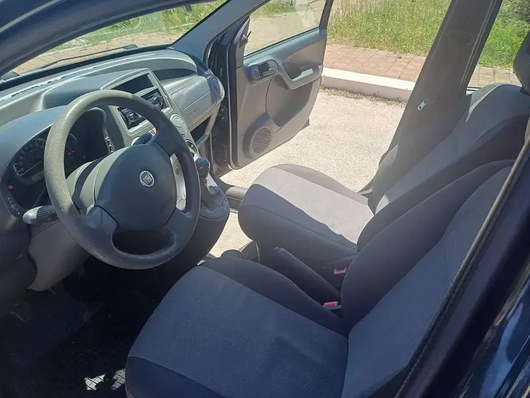 Usata Fiat Panda Classica 69 CV (50 kW) 2012 Nero Utilitaria