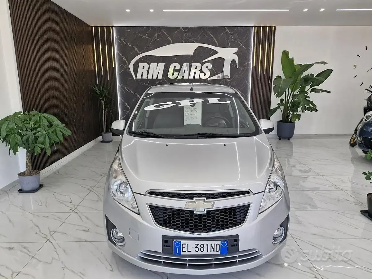 Usata Chevrolet Spark LS 68 CV (50 kW) 2012 Grigio Utilitaria