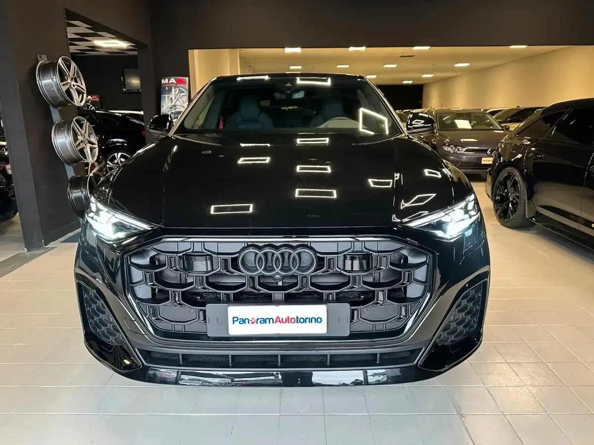 Nuova Audi Q8 e-tron Comfort 209 kW (285 CV) 2026 Nero SUV