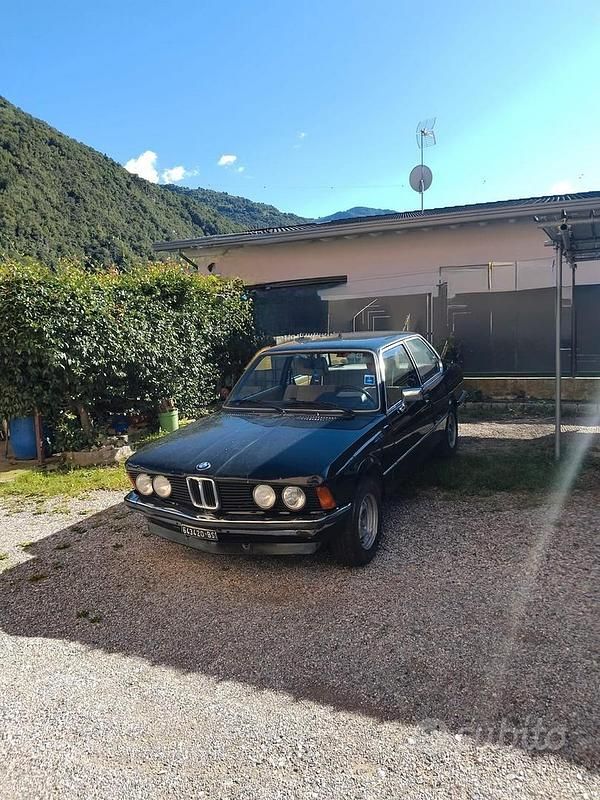 Usata BMW 320 1995 Blu Coupé