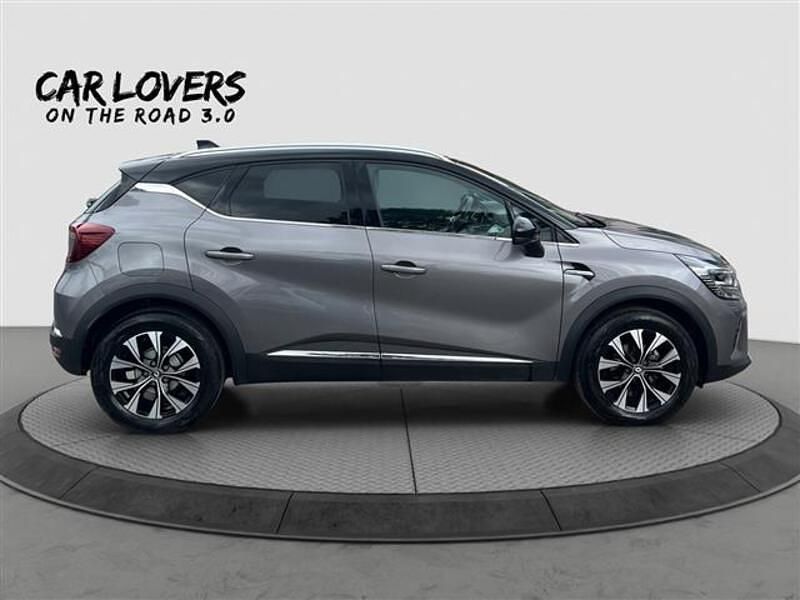 Usata Renault Captur Techno 91 CV (66 kW) 2024 Grigio scuro SUV