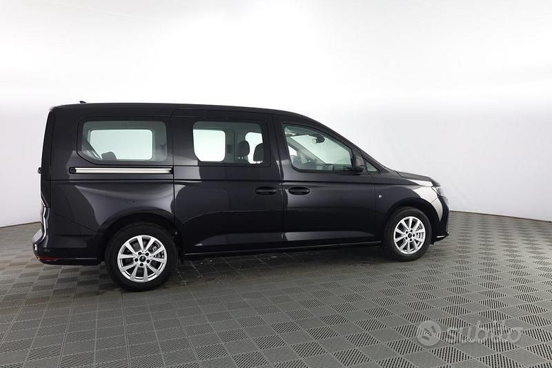 Usata Ford Tourneo Connect 102 CV (75 kW) 2025 Ink black Monovolume
