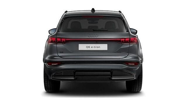 Nuova Audi Q6 e-tron Business 284 kW (387 CV) 2025 Grigio daytona perla SUV