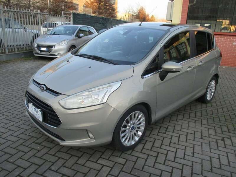 Usata Ford B-MAX Titanium 101 CV (74 kW) 2013 Grigio Monovolume