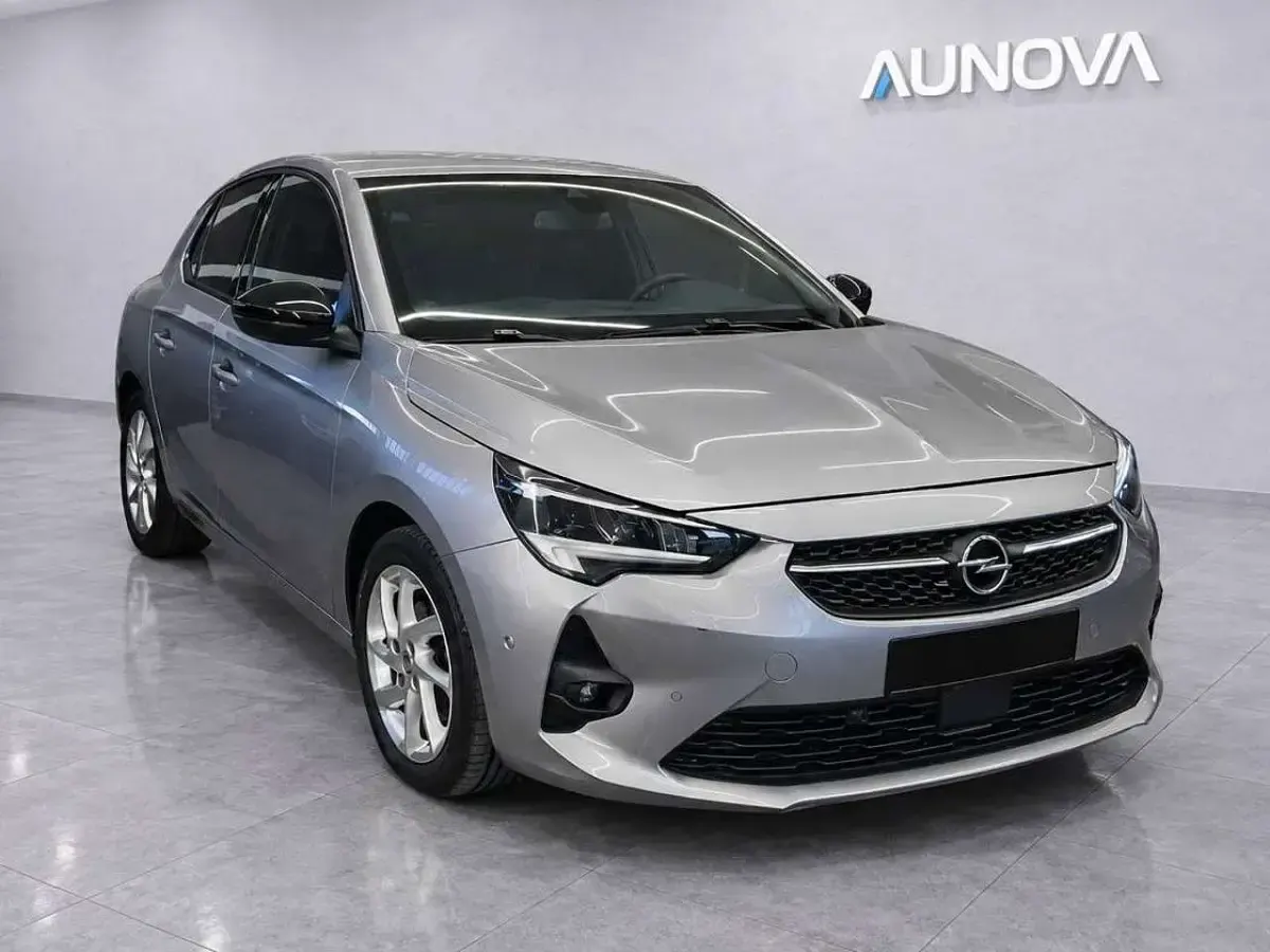 Usata Opel Corsa GS Line 101 CV (74 kW) 2020 Grigio Utilitaria