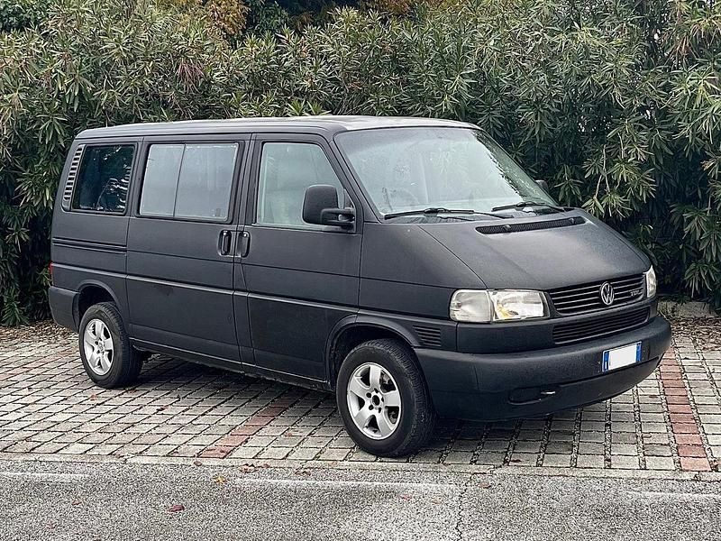 Usata VW Transporter 102 CV (75 kW) 1997 Nero Furgone