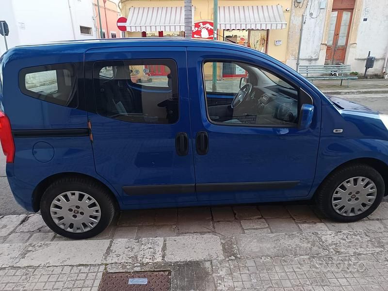 Usata Fiat Qubo Trekking 77 CV (56 kW) 2016 Blu Monovolume