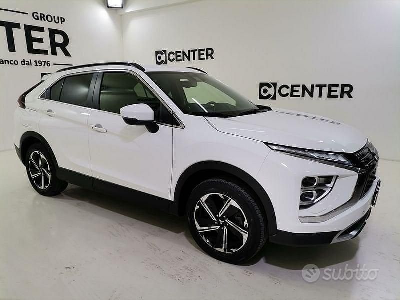 Usata Mitsubishi Eclipse 98 CV (72 kW) 2025 Bianco SUV