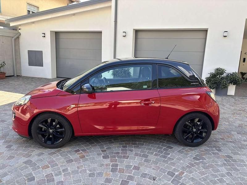 Usata Opel Adam Slam 70 CV (51 kW) 2013 Rosso Utilitaria
