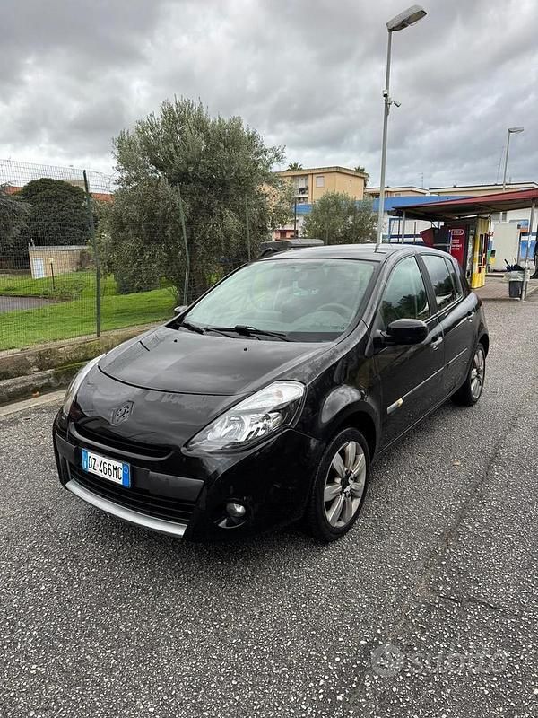 Usata Renault Clio II 85 CV (62 kW) 2009 Berlina
