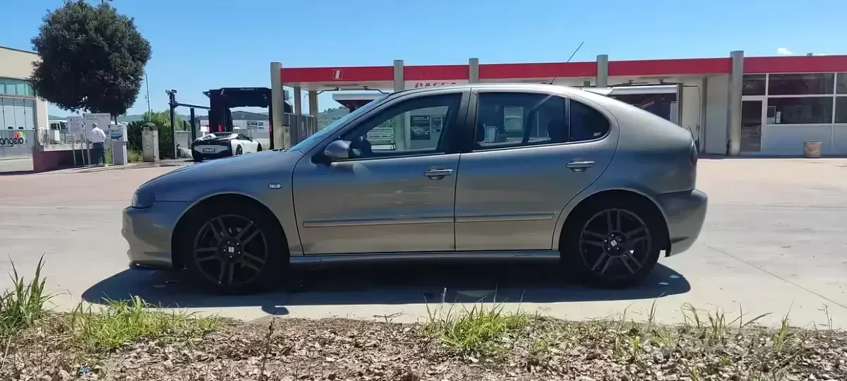 Usata Seat Leon Sport 150 CV (110 kW) 2003 Utilitaria