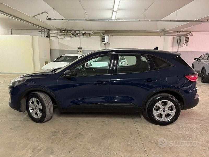 Usata Ford Kuga 190 CV (139 kW) 2022 Blu SUV