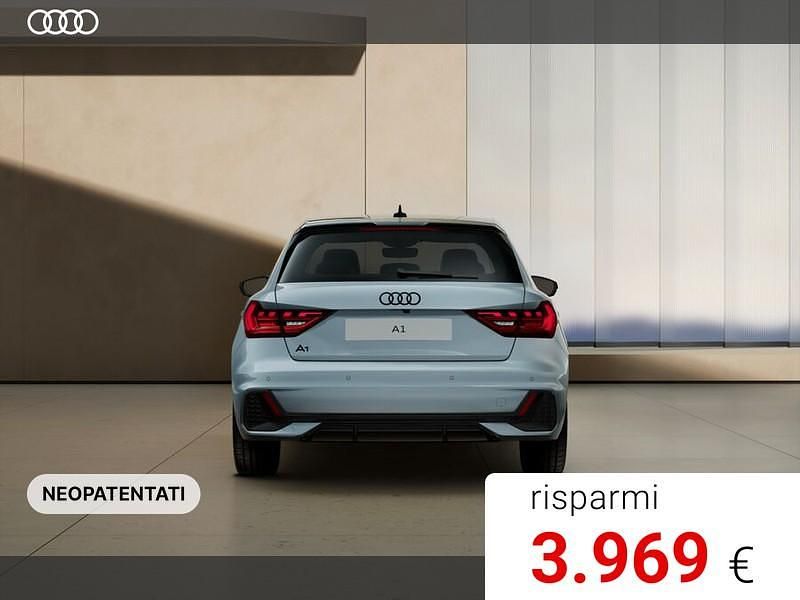Nuova Audi A1 Sportback Comfort 116 CV (85 kW) 2025 Grigio freccia perla nero mito metallizz Utilitaria