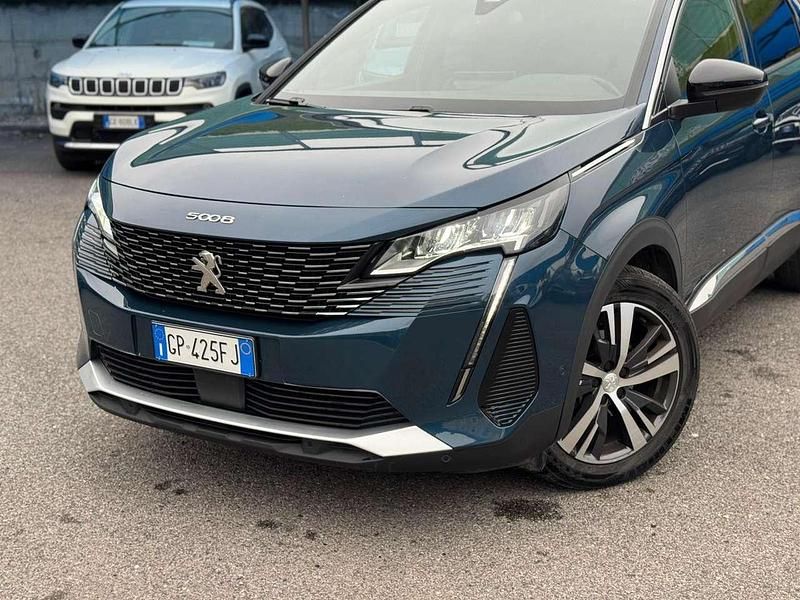 Usata Peugeot 5008 Allure 131 CV (96 kW) 2023 Blu/azzurro SUV