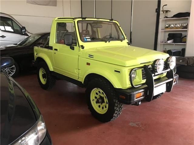 Suzuki samurai cabrio