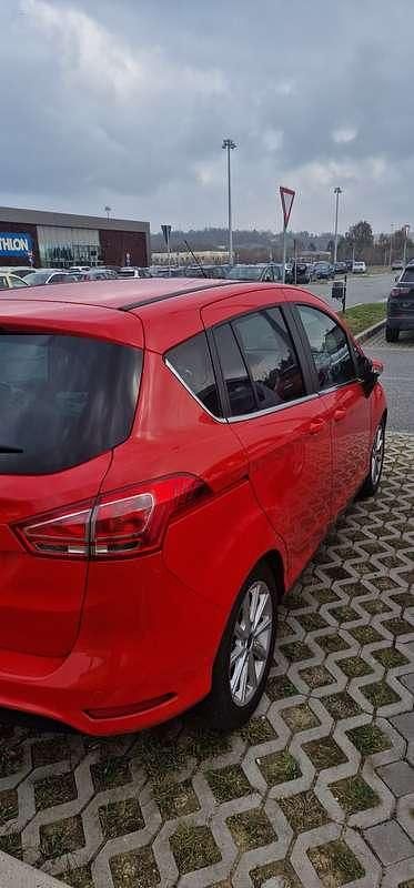 Usado Ford B-MAX Titanium 105 CV (77 kW) 2017 Monovolumen