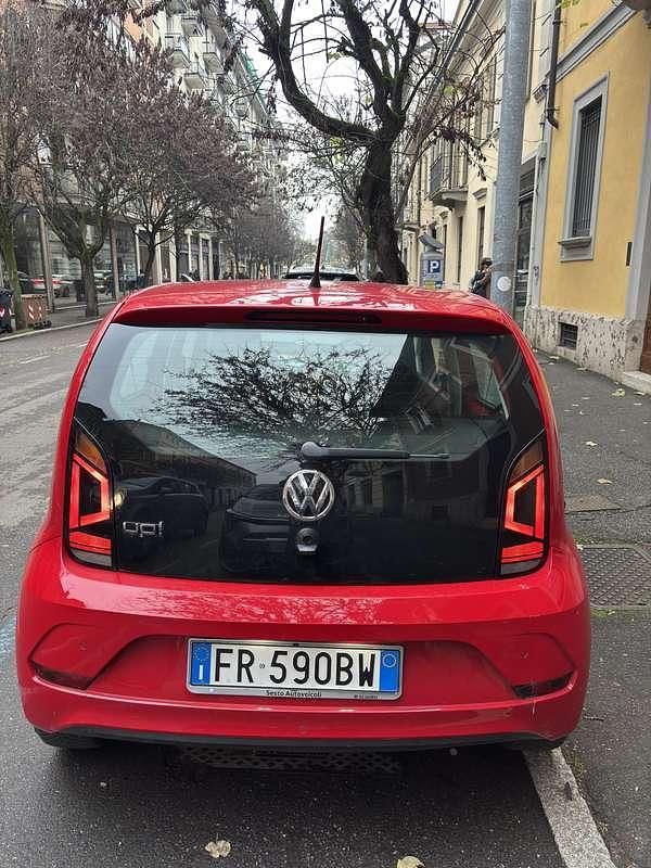 Usata VW up! Move 75 CV (55 kW) 2018 Rosso Utilitaria